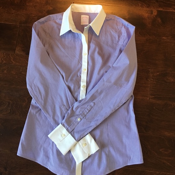 👜Brooks Brothers- Tailored fit button down - Picture 1 of 4